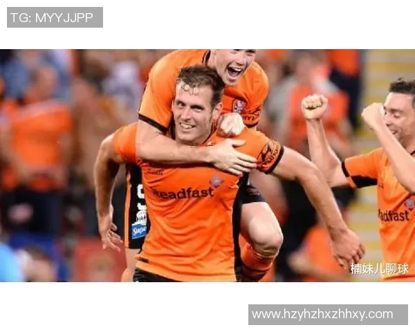 哈德菲尔德与雷丁激战正酣谁能在这场较量中笑到最后